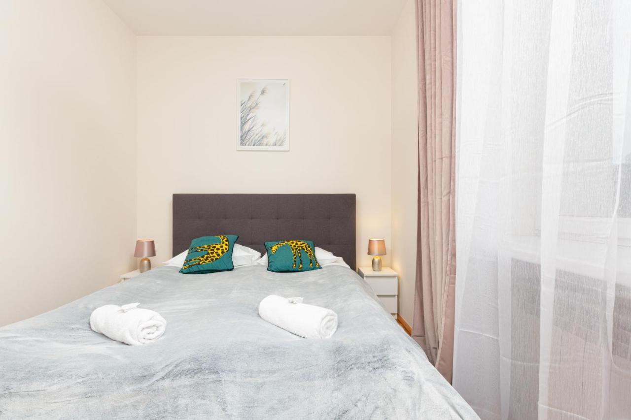 City Center Apartment Elektoralna By Noclegi Renters Varsovia Exterior foto